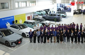 BMW เปิดโอกาสให้บุคลากรของคณะเทคโนโลยีอุตสาหกรรม สถาบันเทคโนโลยีจิตรลดา เข้าเยี่ยมชมศูนย์บริการ เพื่อเรียนรู้การปฏิบัติงานด้านการซ่อมบำรุงรถยนต์ไฟฟ้า