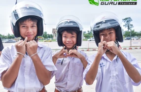 Honda ส่งมอบหมวกกันน็อกครบทั่วทั้งภาคอีสาน ปิดท้ายที่ จ.อุบลราชธานี ตอกย้ำ 60 ปี แห่งการสร้างวัฒนธรรมขับขี่ปลอดภัยอย่างยั่งยืน