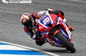 ดาวรุ่งนักบิด Honda บิด CBR Series พาเหรดขึ้นโพเดียม ปิดฤดูกาล NEXZTER BRIC Superbike 2025 สุดเดือด!