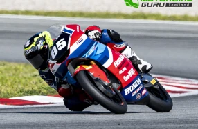 ไม้คิว-เกียรติศักดิ์ นักบิดดาวรุ่งจาก Honda Racing Thailand ฟอร์มดีต่อเนื่อง! เก็บแต้มทุกเรซ รั้งอันดับ 9 ศึก เอฟไอเอ็ม โมโต จูเนียร์ 2026
