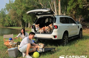 Ford ชวนผจญภัยกับสัตว์เลี้ยงแสนรักด้วย Everest Platinum เนื่องในวัน Love Your Pet Day