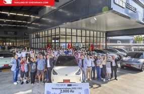 ธนบุรีนอยสเติน ฉลองส่งมอบ GEELY EX2 ครบ 2,000 คันแรก พร้อมเร่งเครื่องเดินหน้าส่งมอบต่อเนื่อง