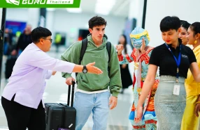 นักบิด MotoGP ถึงไทย ทยอยเช็กอินบุรีรัมย์! เตรียมลุย Pre-Season Test ที่สนามช้างฯ