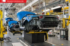 Maserati เฉลิมฉลอง ในโอกาสที่ GranTurismo และ GranCabrio กลับมาผลิตที่โรงงานประวัติศาสตร์ Viale Ciro Menotti