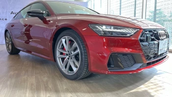 อาวดี้ Audi-A7 Sportback 55 TFSI e quattro S line Black Edition-ปี 2023