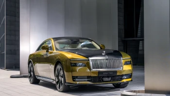 โรลส์-รอยซ์ Rolls-Royce-Spectre EV-ปี 2023