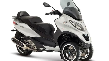 พิอาจิโอ Piaggio MP3 500 LT Sport ปี 2016