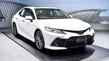 โตโยต้า Toyota Camry 2.5 HEV Premium ปี 2021