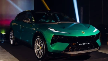 โลตัส Lotus-Eletre R-ปี 2023