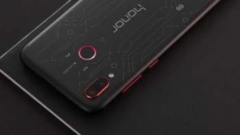 ออนเนอร์ Honor Play Special Cool Edition