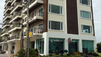 วรัญญา เอ็กซ์เซ็คคิวทีฟ คอนโดมิเนีย (Warunya Executive Condominium)