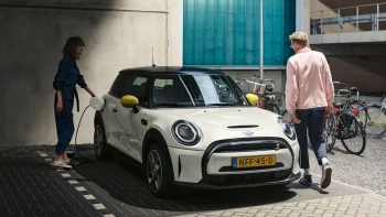 มินิ Mini-Cooper SE-ปี 2023