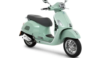 เวสป้า Vespa GTS 300 HPE ปี 2023