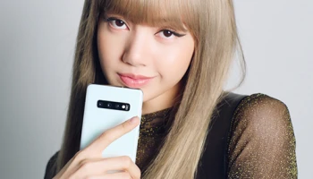ซัมซุง ปล่อยโฆษณา "Galaxy S10 x Lisa-Blackpink" โชว์ถ่ายภาพสนุก ครบทุกสถานการณ์ ให้แฟนคลับกรี๊ดสลบ!