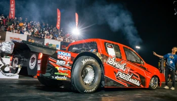 อีซูซุระเบิดความมันส์ในการแข่งขัน ISUZU RACE SPIRIT 2022  รอบชิงชนะเลิศ ค้นหาสุดยอดรถ "อีซูซุ ดีแมคซ์"