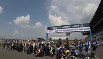 Yamaha จัดทดสอบ YZF-R6 พร้อมบิ๊กไบค์รุ่นใหม่ในงาน "Rev The Exclusive Press Test Riding"