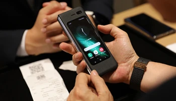 กลุ่มแรกในไทย! ซัมซุง ส่งมอบ Galaxy Fold ให้ลูกค้าได้สัมผัส พร้อมเปิดจองรอบสอง 21 - 25 ต.ค.นี้