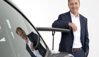 Porsche ดึง Thilo Koslowski ผู้คร่ำหวอดระบบสื่อสารในรถยนต์เข้าร่วมงาน