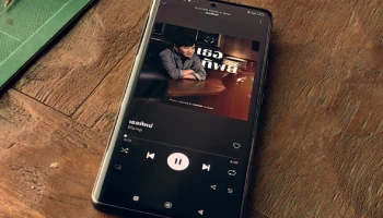 "เธอทิพย์" ซิงเกิลเพลงรักล่าสุดจาก 'แสตมป์ อภิวัชร์' ที่ถ่ายทอดเรื่องราวโดย 'บาส นัฐวุฒิ' ภายใต้โปรเจกต์พิเศษจาก Xiaomi 12 Series