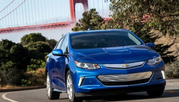 Chevrolet Volt EV คว้า Car of the Year 2017 จากนิตยสาร Motor Trend