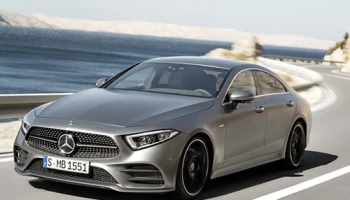Mercedes-Benz CLS คูเป้ 4 ประตูซีดานยักษ์คราบรถสปอร์ต