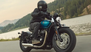 เมื่อ "สี" คือพลังแห่งการเดินทาง Triumph เปิดไลน์อัป 16 รถจักรยานยนต์พรีเมียมเสริมพลัง เติมความมั่นใจทุกการขับขี่