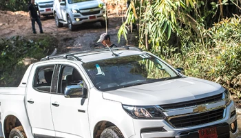 Chevrolet โชว์สมรรถนะพาลุยป่ามอบของโรงเรียน ตชด.สุนทรเวช อ.สังขละบุรี