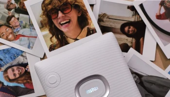 FujiFilm เปิดตัวสมาร์ตโฟนพรินเตอร์รุ่นใหม่ "INSTAX SQUARE Link" สนุกกับเอฟเฟ็กต์ AR สุดล้ำและฟีเจอร์ใส่ข้อความสื่อความรู้สึกแทนใจบนภาพพรินต์คุณภาพสูง