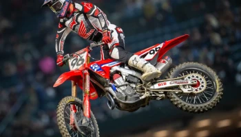 ฮันเตอร์ ลอว์เรนซ์ บิด Honda CRF450R คว้าโพเดียมอันดับ 2 บวกแต้มล่าจ่าฝูงแชมป์เปี้ยนชิพ AMA SX 2026