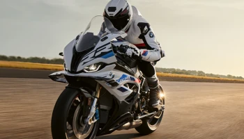 BMW Motorrad เปิดตัว S 1000 RR ใหม่ ที่จะมาท้าทายขีดจำกัดนักบิดอีกครั้งกับราคาจำหน่าย 1,005,000 บาท