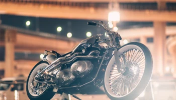 Royal Enfield เปิดตัว VITA และ Carolina Reaper 2 รถมอเตอร์ไซค์คัสตอมครั้งแรกของโลกในงาน HCS2025