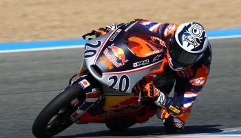 ข้าวกล้อง-จักรีภัทร นักบิดดาวรุ่งจากโครงการ Honda Race To The Dream เปิดตัวลุยศึก Red Bull MotoGP Rookies Cup พร้อมเก็บแต้มสนามแรก
