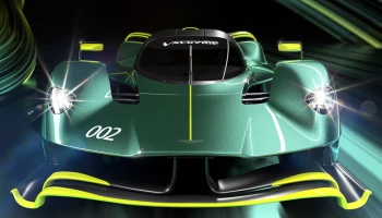 ASTON MARTIN เผยโฉม Valkyrie AMR Pro และ V12 Vantage พร้อมกลยุทธ์ด้านสิ่แวดล้อม