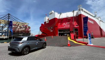 BYD ผลิตรถยนต์ชดเชยครบ ตามมาตรการ EV 3.0 พร้อมส่งออกสู่นานาชาติ ทั้งยังเป็นผู้นำวงการยานยนต์พลังงานใหม่ ด้วยยอดจดอันดับ 1 ของไทย