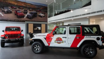 ๋JEEP เปิดโชว์รูมและะศูนย์บริการครบวงจร พร้อมชวนนำรถเข้าเช็กสภาพโดยทีมช่างมืออาชีพ