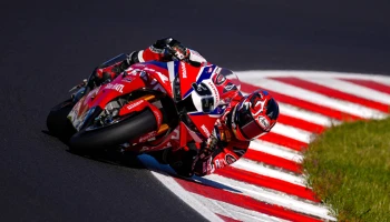 ก้อง-สมเกียรติ จูนอัพตัวแข่ง Honda CBR1000RR-R เริ่มลงตัวที่ เวิลด์ ซูเปอร์ไบค์ เช็ก มุ่งหน้าลุยต่อที่อิตาลี