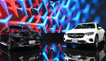 ชอบมาก! Mercedes-Benz "ความเท่าเทียมผ่านดีไซน์บูธ FUTURE FOR ALL" เพื่อทุกเพศทุกวัยเยี่ยมชมรถ 4 ยนตรกรรมรุ่นล่าสุดสะดวกสุด ๆ