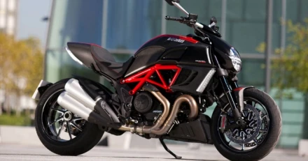 DUCATI Diavel มีอะไรดีมาดูกัน