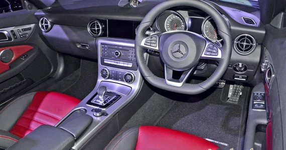 รูปภาพ เมอร์เซเดส-เบนซ์ Mercedes-benz AMG SLC 43 ปี 2016