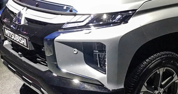 รูปภาพ มิตซูบิชิ Mitsubishi Triton Double Cab 4WD GLS M/T ปี 2019
