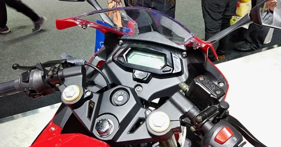 รูปภาพ จีพีเอ็กซ์ GPX Demon Demon 150 GR MY18 ปี 2017