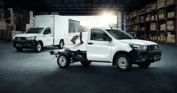 รูปภาพ โตโยต้า Toyota Revo Standard Cab 2.4J chassis ปี 2018