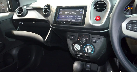 รูปภาพ ฮอนด้า Honda Mobilio RS AT ปี 2014