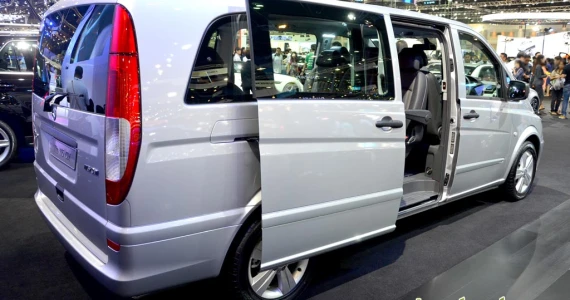 รูปภาพ เมอร์เซเดส-เบนซ์ Mercedes-benz Vito 115 CDI Executive ปี 2011