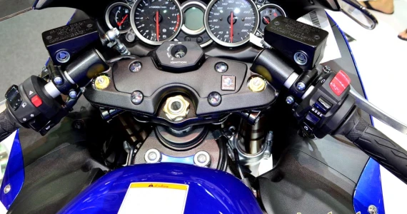 รูปภาพ ซูซูกิ Suzuki GSX1300R Hayabusa ปี 2013