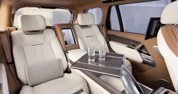 รูปภาพ แลนด์โรเวอร์ Land Rover Range Rover SV ปี 2023