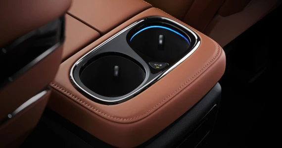 รูปภาพ Aion GAC M8 PHEV Standard ปี 2025