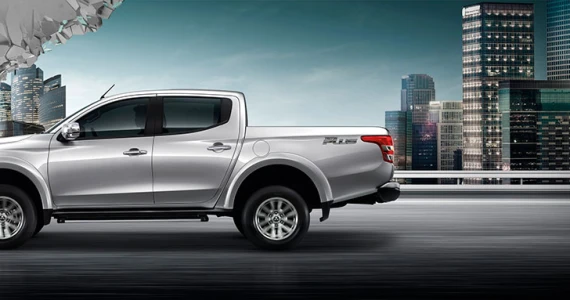 รูปภาพ มิตซูบิชิ Mitsubishi Triton Plus Double Cab 2.4 MIVEC GLS-Ltd. M/T ปี 2017