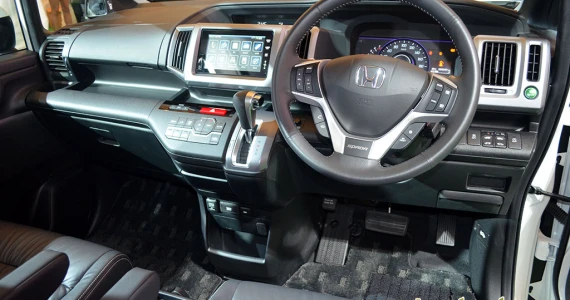 รูปภาพ ฮอนด้า Honda Stepwgn Spada EL ปี 2013