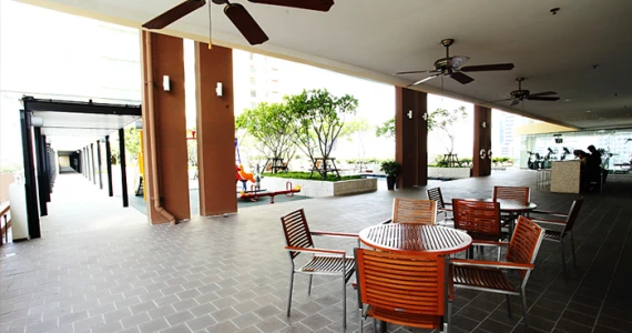 รูปภาพ ดิ เอ็มไพร์เพลส สาทร (The Empire Place)